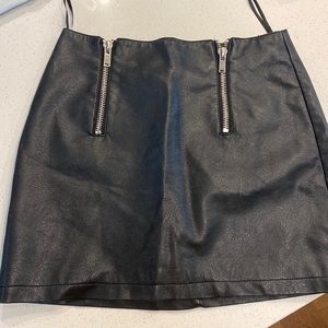 Faux leather black skirt size medium
